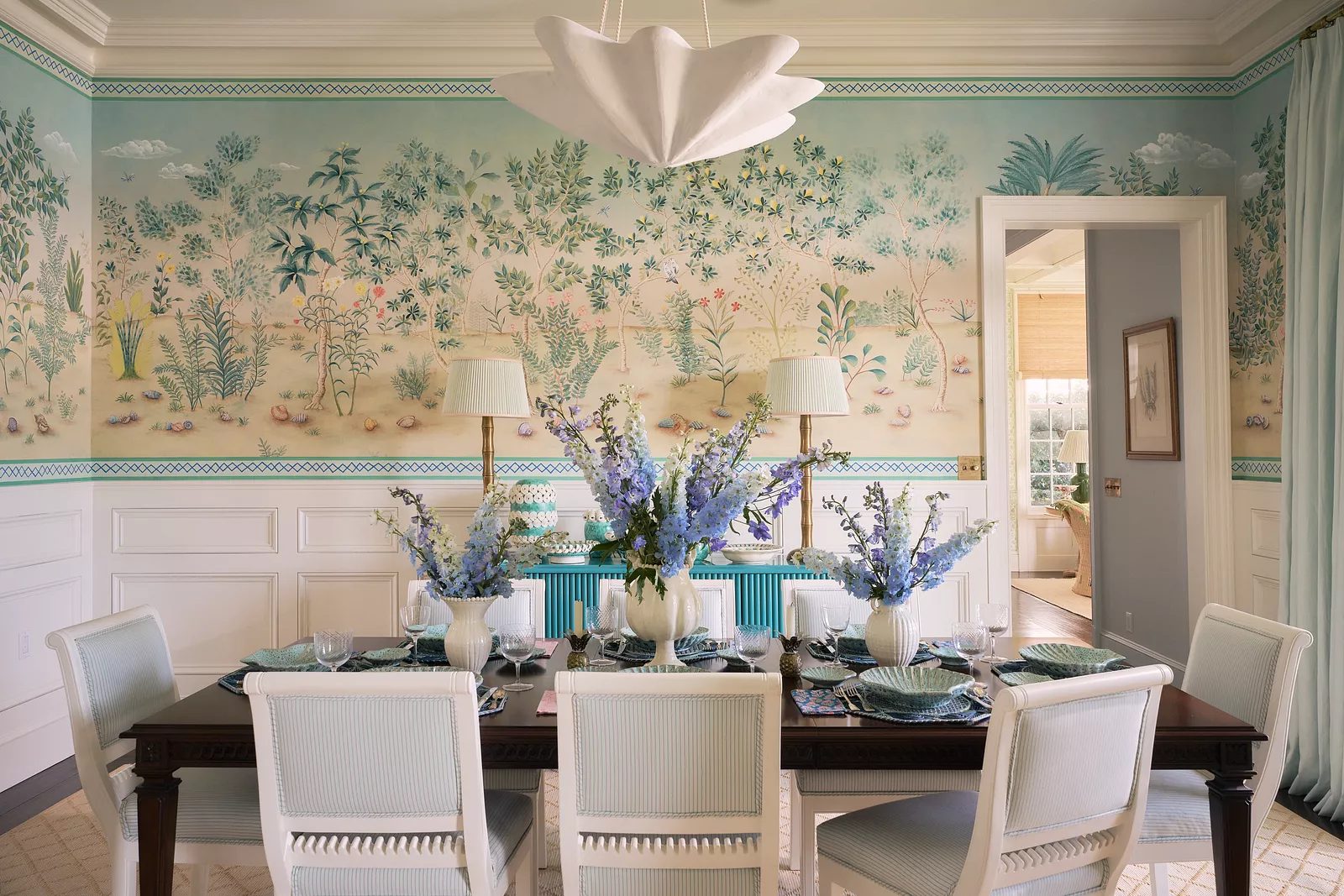 Luxury Dining Room Wallpaper